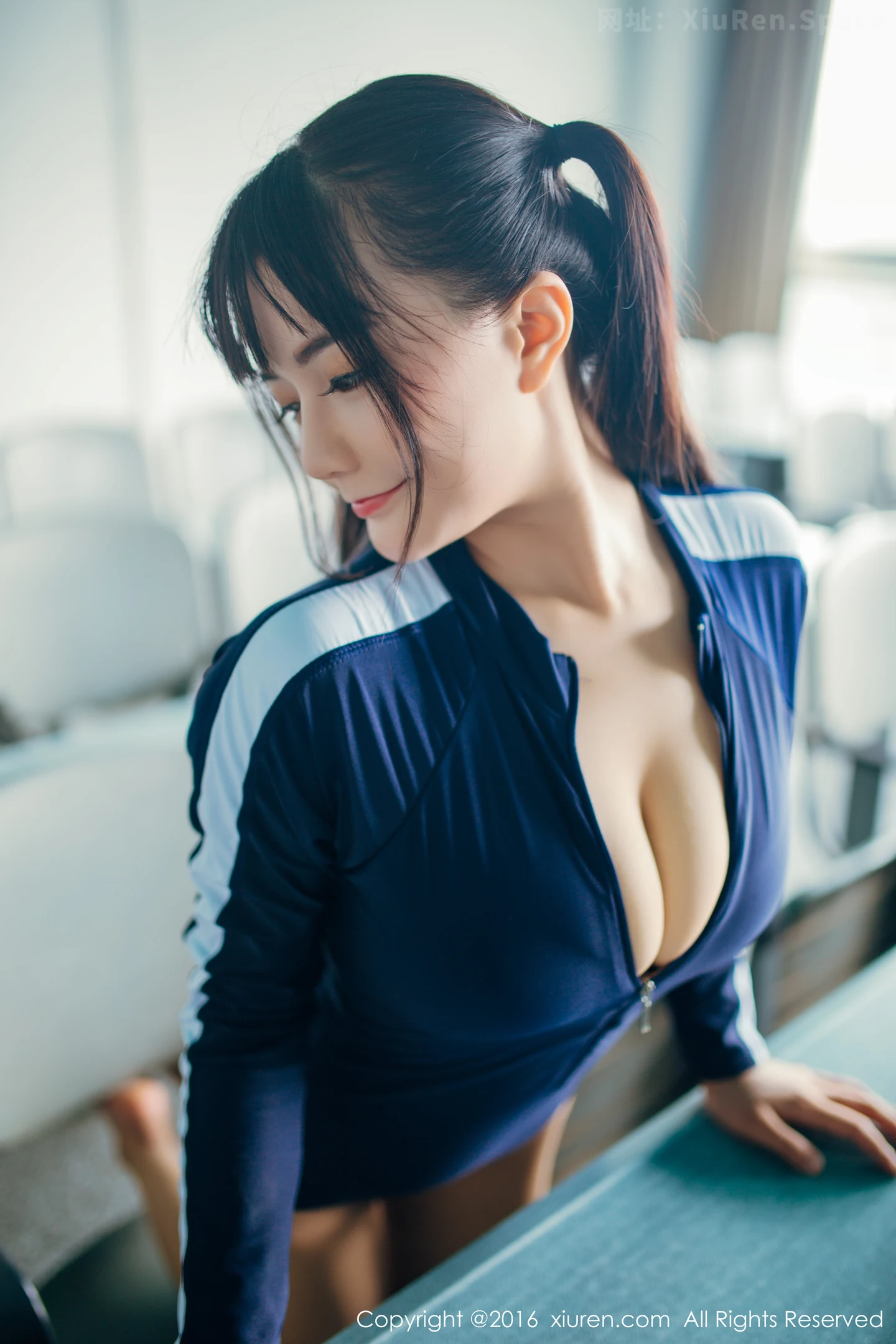 图片[2]-[XiuRen秀人网]VOL.601 巨乳美少女阿乖Kiddo性感女仆装丰乳肥臀撩人诱惑写真51P-秀人网官方网站